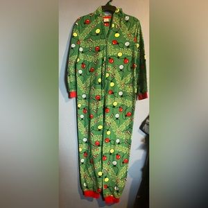 Christmas Tree one piece Jammies with hood and star on top.  Size 8 Cat and Jack